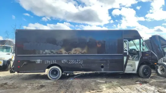 Picture of 2006-freightliner-mt55-chassis-truck-delivery